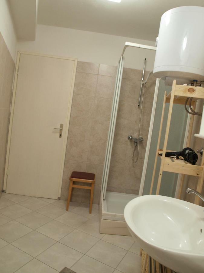 Lovely Apartment In Old Town Labin  Esterno foto